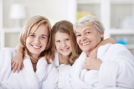 Frauen in unterschiedlichem Alter
